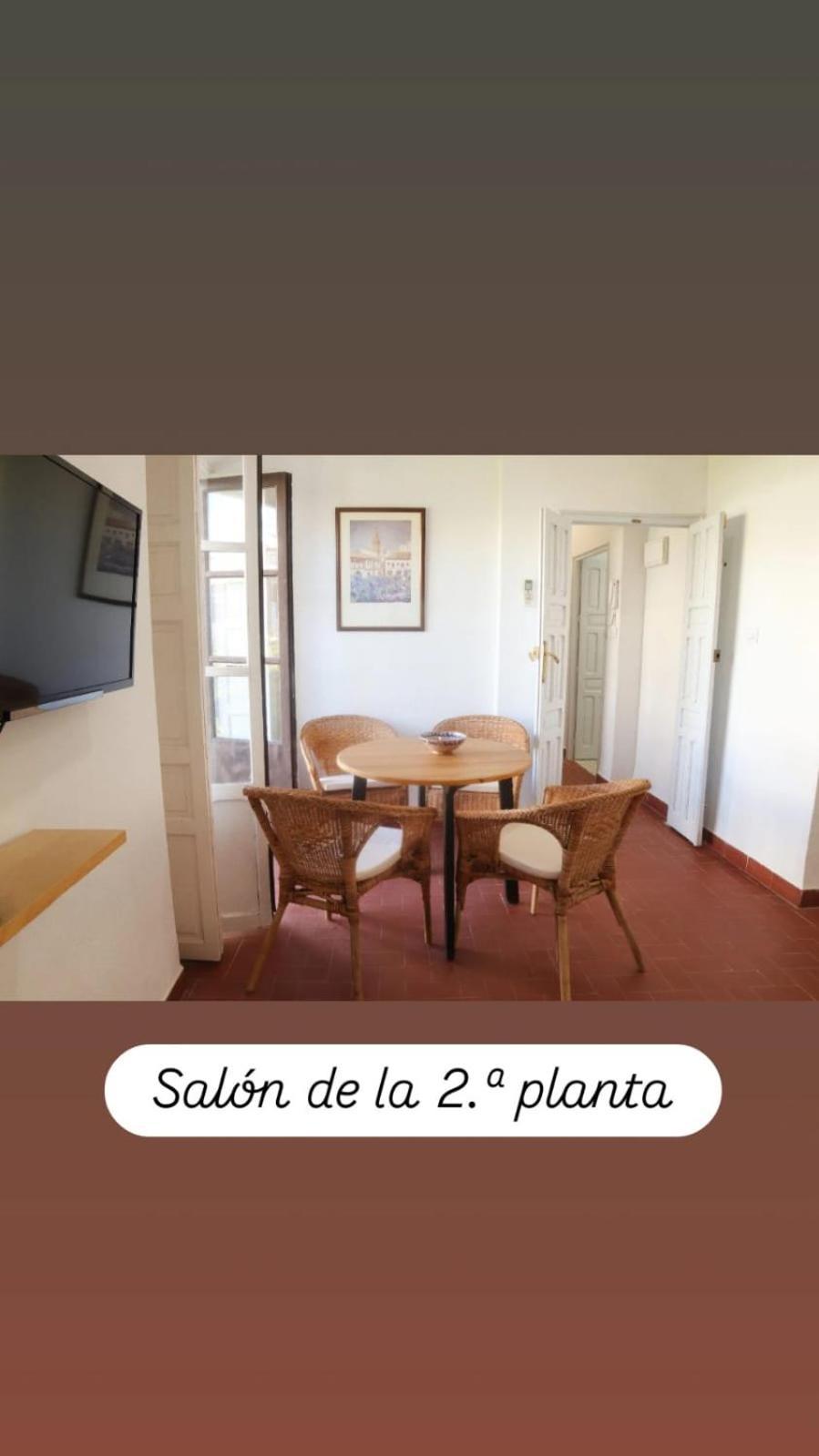 Apartamentos En La Plaza Dona Elvira, 7 Seville Exterior photo