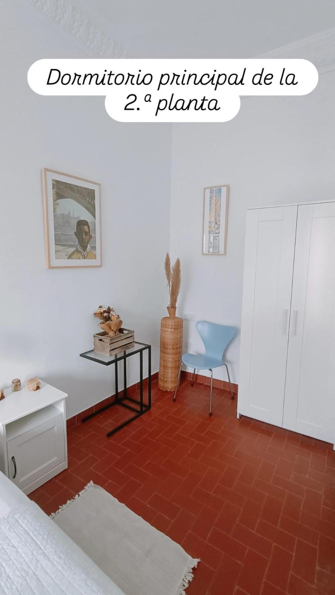 Apartamentos En La Plaza Dona Elvira, 7 Seville Exterior photo