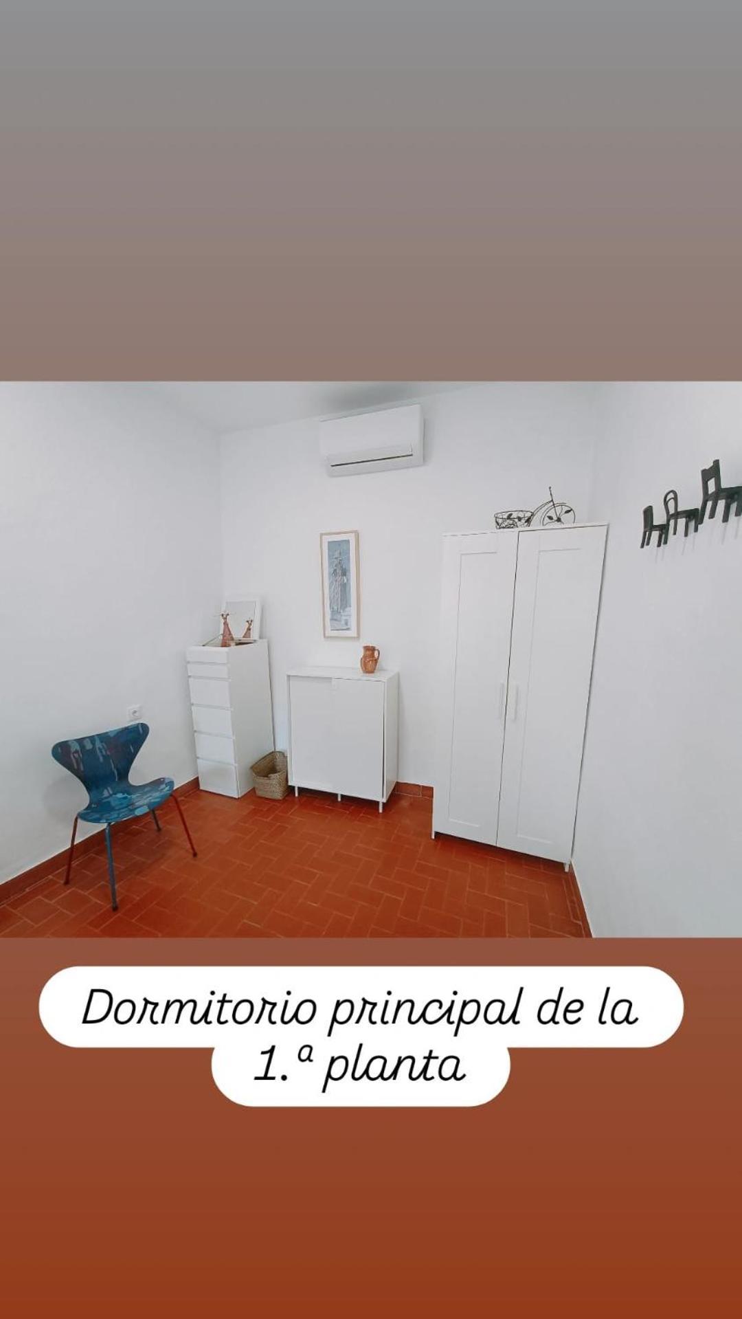 Apartamentos En La Plaza Dona Elvira, 7 Seville Exterior photo