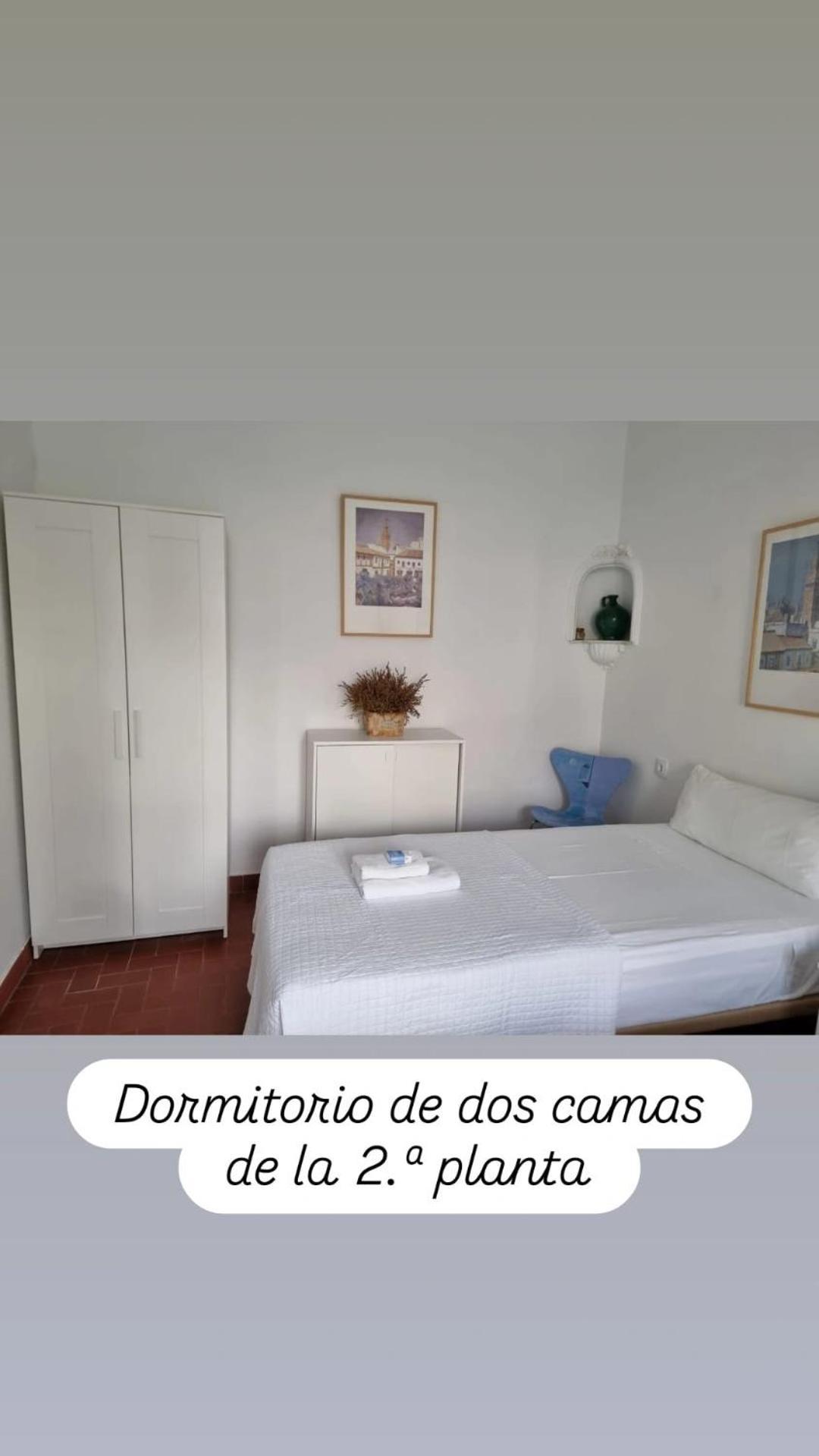 Apartamentos En La Plaza Dona Elvira, 7 Seville Exterior photo